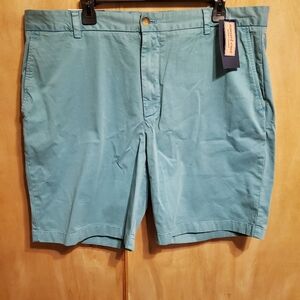 Vineyard Vines classic fit shorts size 40
